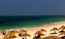 chaungtha sandy beach