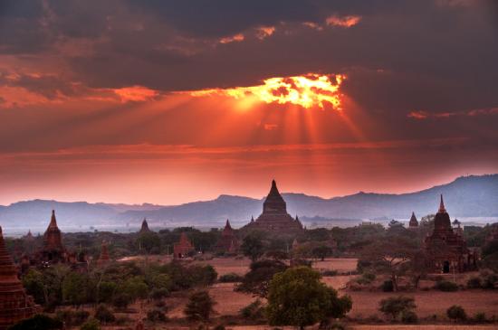 bagan-sunset